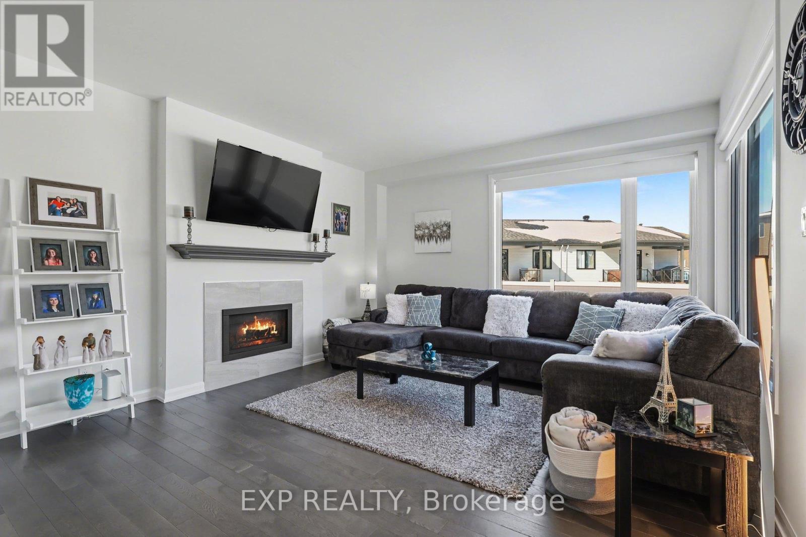 364 Sterling Avenue, Clarence-Rockland, Ontario  K4K 0L4 - Photo 6 - X12853018