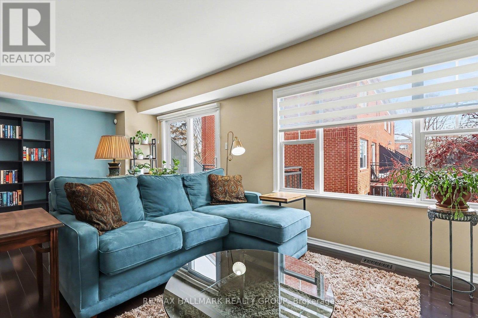 78 Jardin Private, Ottawa, Ontario  K1K 4V9 - Photo 8 - X12853042