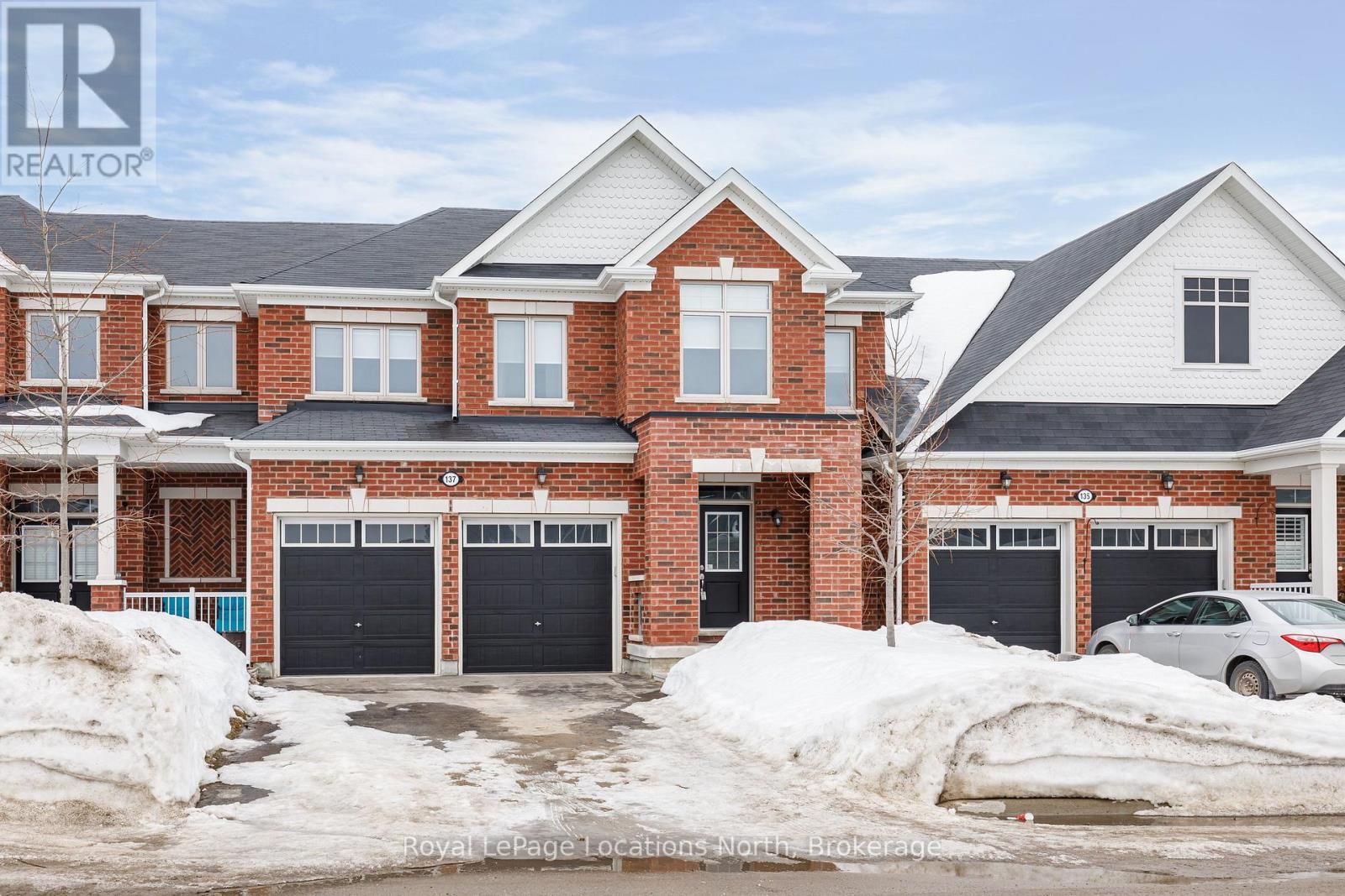 137 Allegra Drive, Wasaga Beach, Ontario  L9Z 0H6 - Photo 2 - S12853054