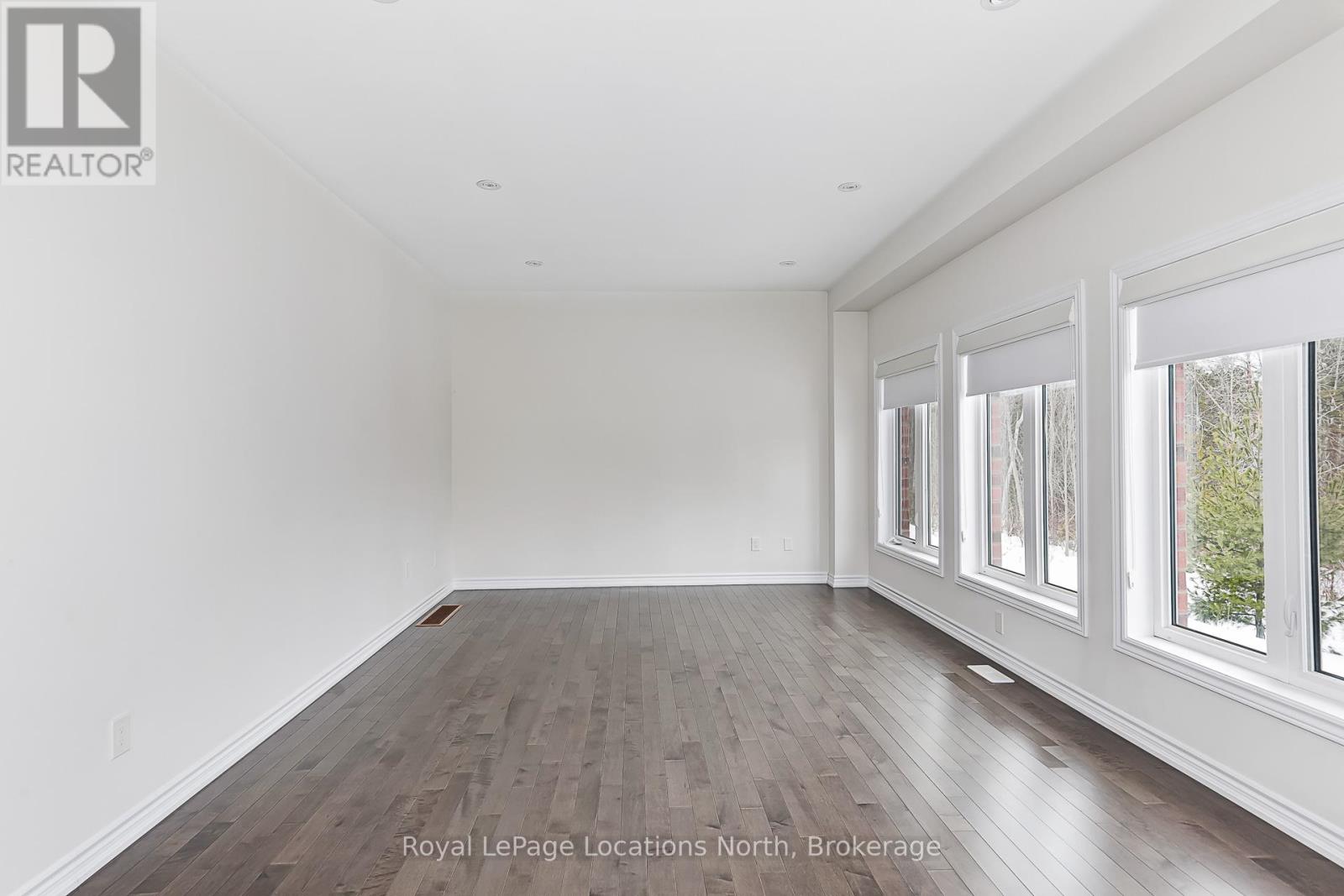 137 Allegra Drive, Wasaga Beach, Ontario  L9Z 0H6 - Photo 18 - S12853054