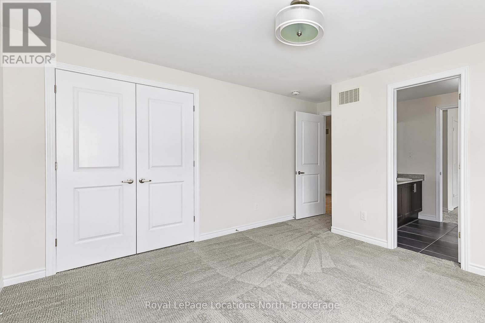 137 Allegra Drive, Wasaga Beach, Ontario  L9Z 0H6 - Photo 31 - S12853054