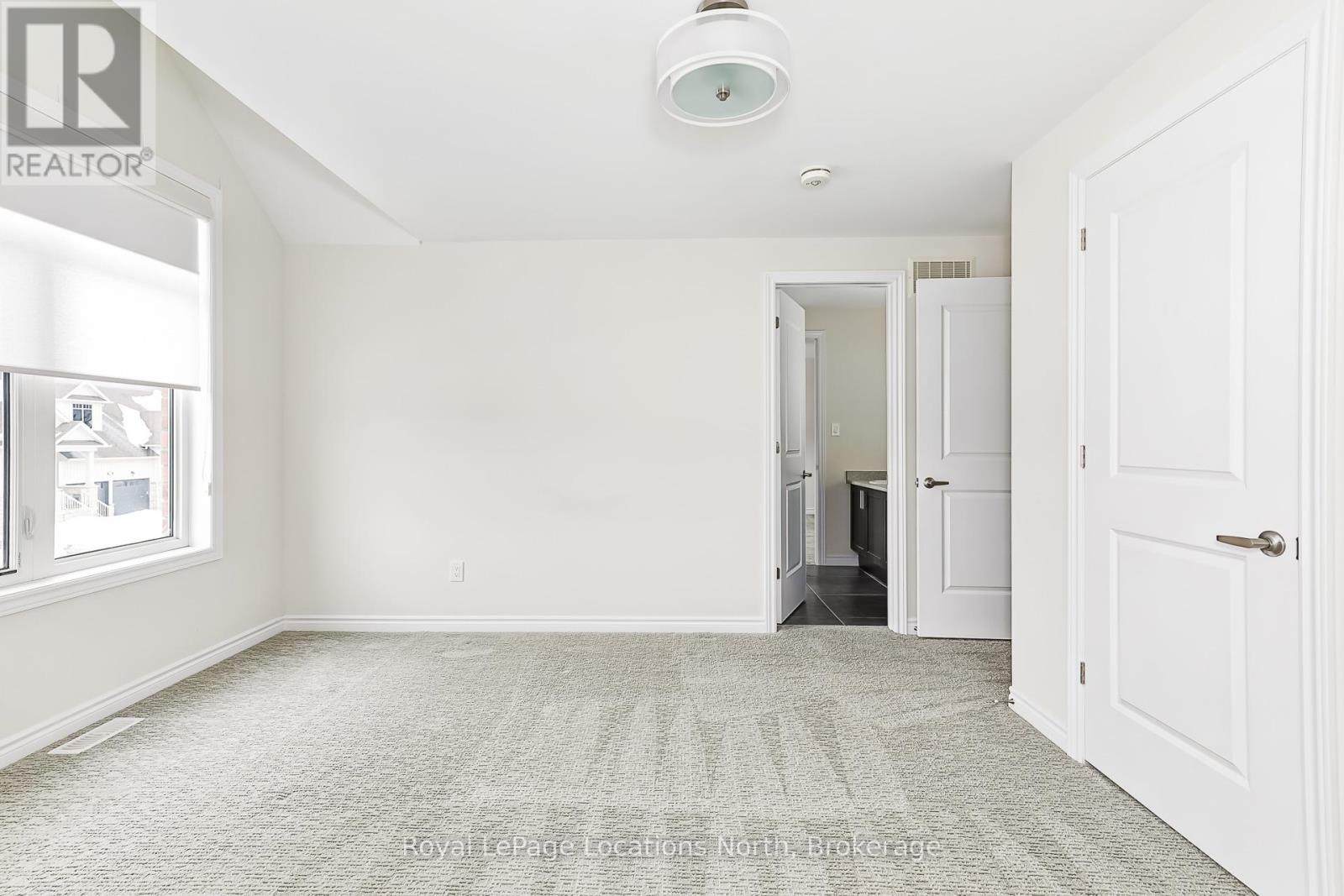 137 Allegra Drive, Wasaga Beach, Ontario  L9Z 0H6 - Photo 36 - S12853054