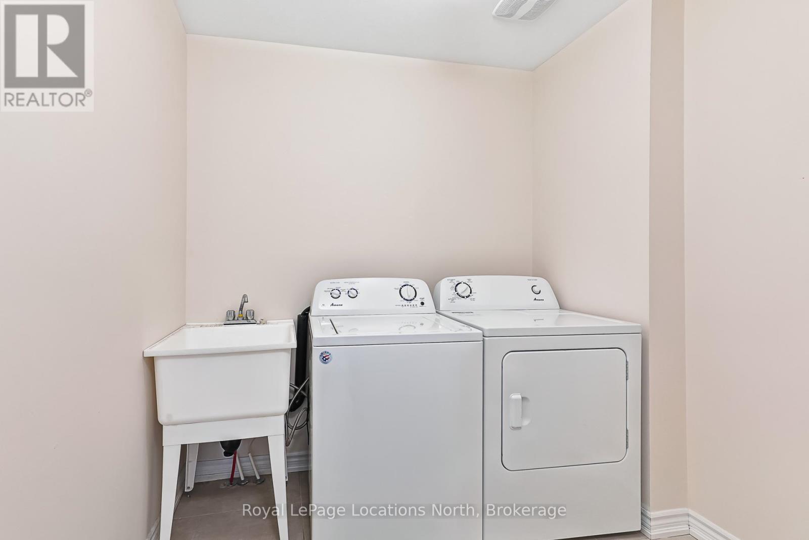 137 Allegra Drive, Wasaga Beach, Ontario  L9Z 0H6 - Photo 38 - S12853054