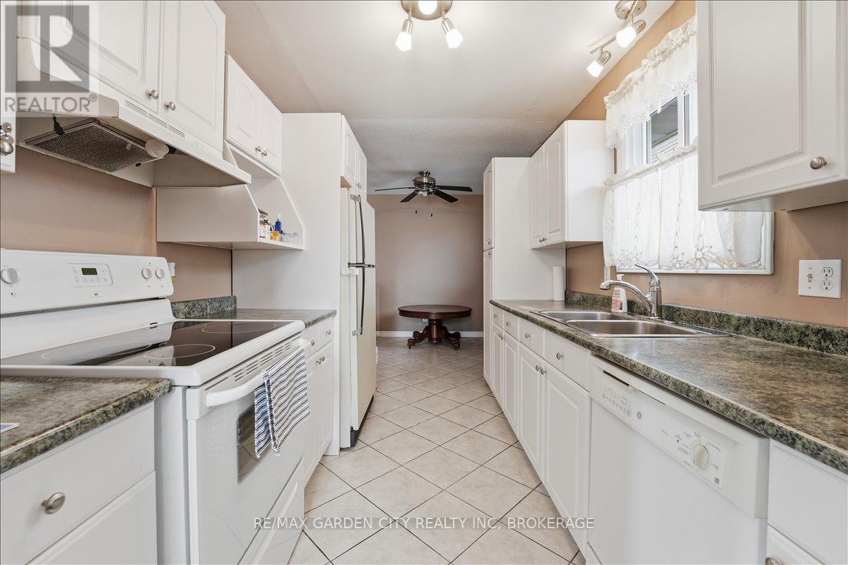 229 Windsor Street, Welland, Ontario  L3C 7A3 - Photo 10 - X12853060