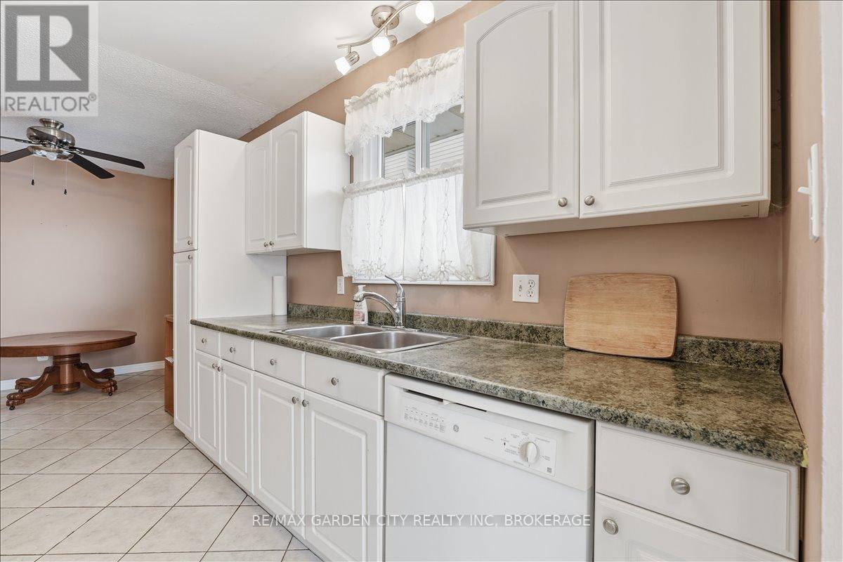 229 Windsor Street, Welland, Ontario  L3C 7A3 - Photo 11 - X12853060