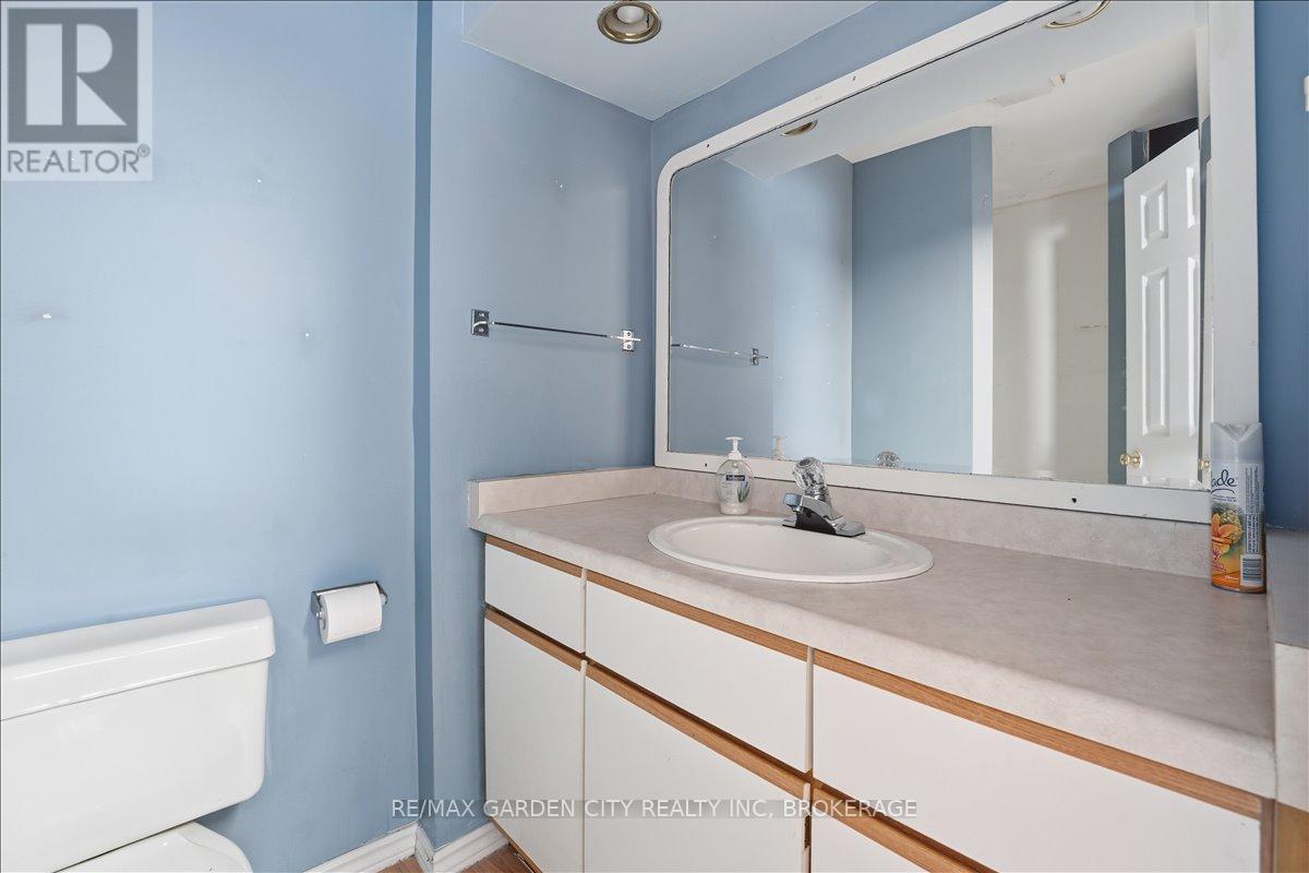 229 Windsor Street, Welland, Ontario  L3C 7A3 - Photo 27 - X12853060