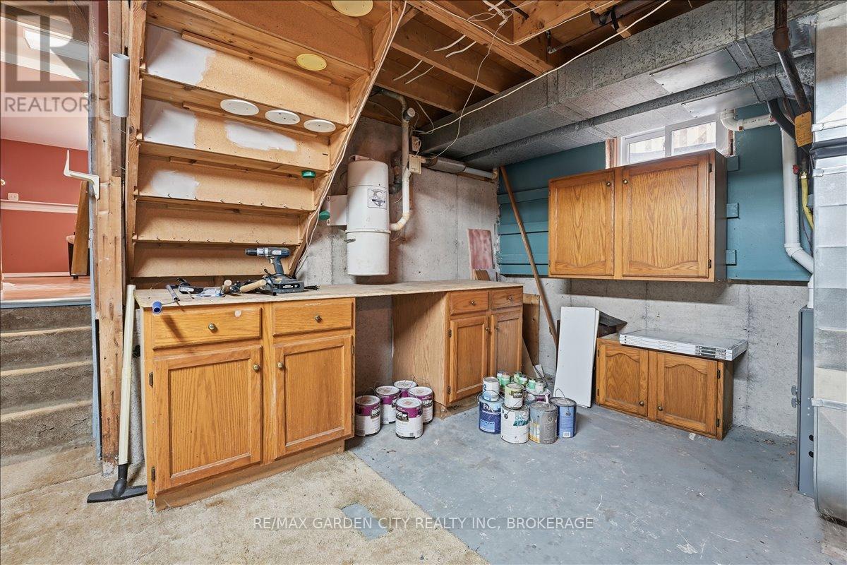 229 Windsor Street, Welland, Ontario  L3C 7A3 - Photo 29 - X12853060