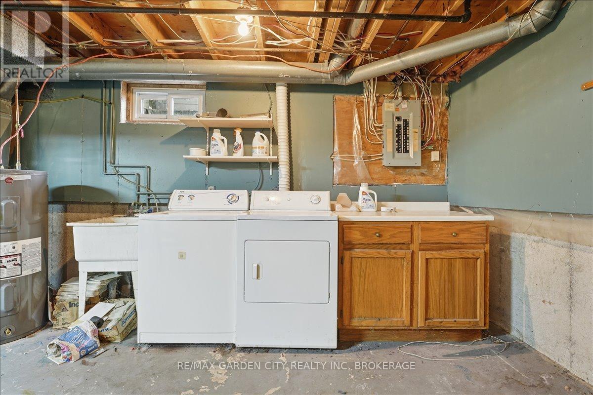 229 Windsor Street, Welland, Ontario  L3C 7A3 - Photo 30 - X12853060