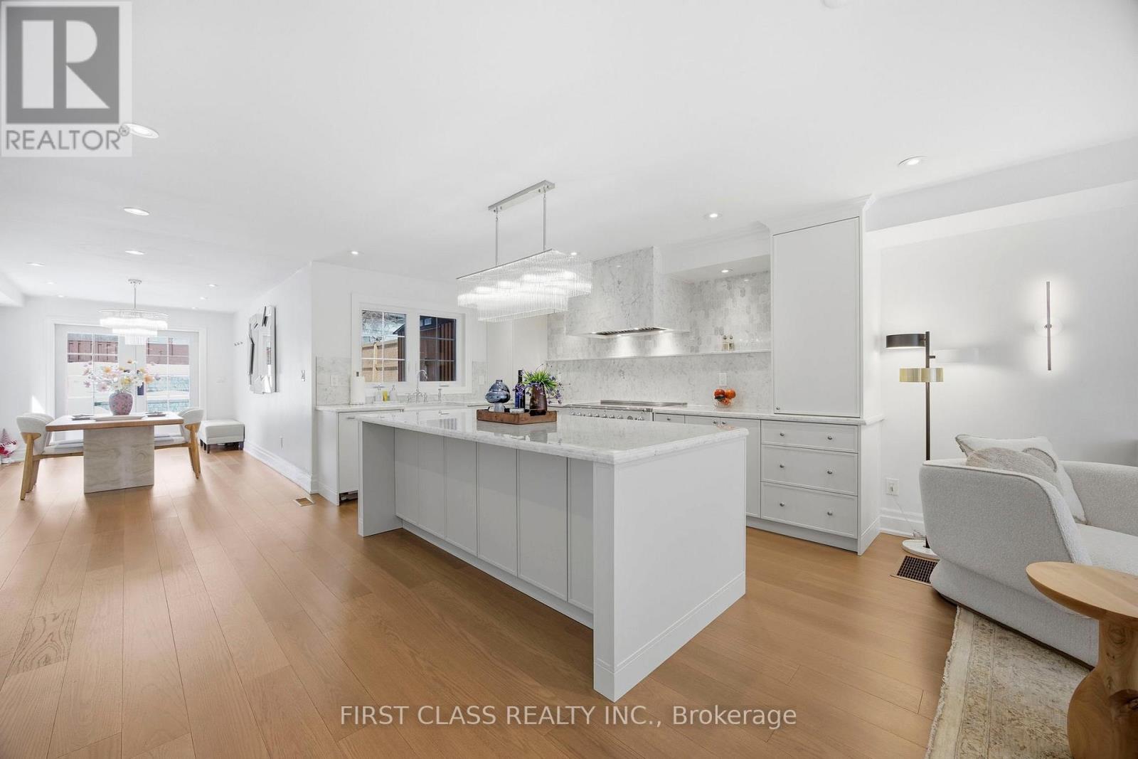 66 Willowbank Boulevard, Toronto (Lawrence Park South), Ontario  M5N 1G6 - Photo 11 - C12852996