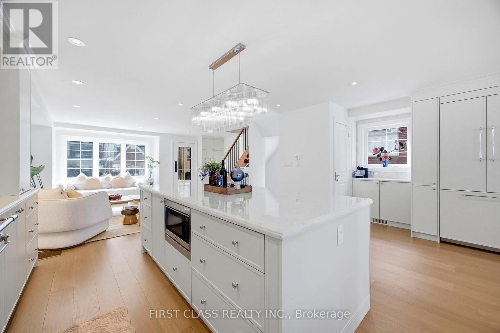 66 Willowbank Boulevard, Toronto (Lawrence Park South), Ontario  M5N 1G6 - Photo 15 - C12852996