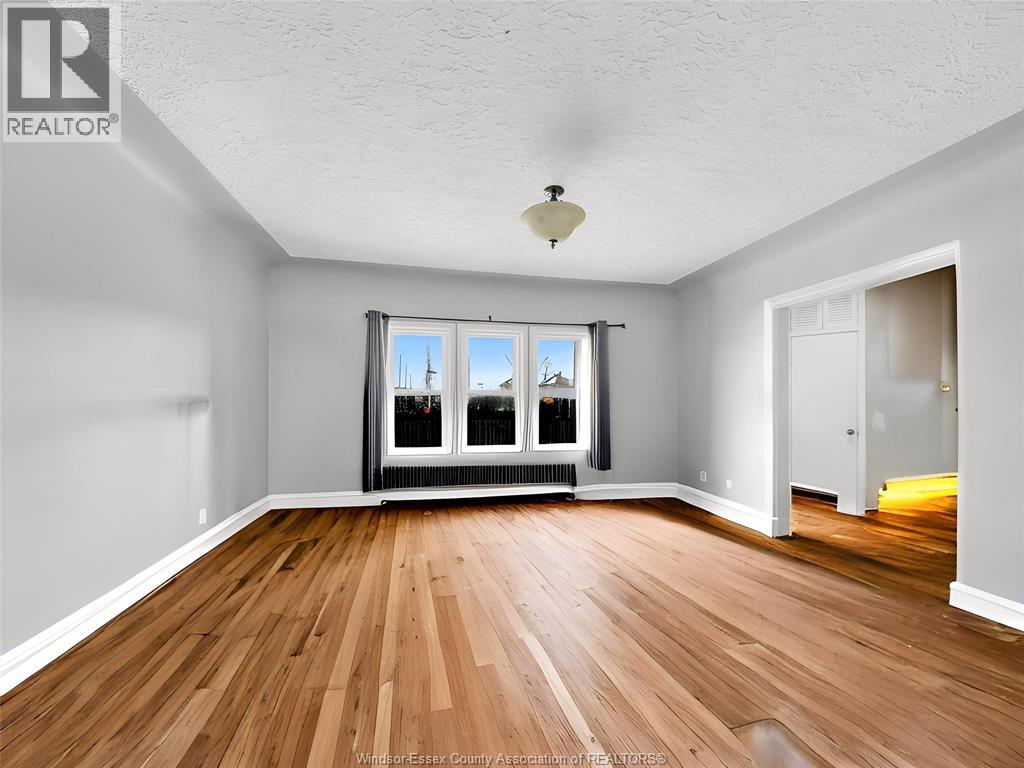 1027 Marentette Avenue, Windsor, Ontario  N9A 2A4 - Photo 19 - 26004717