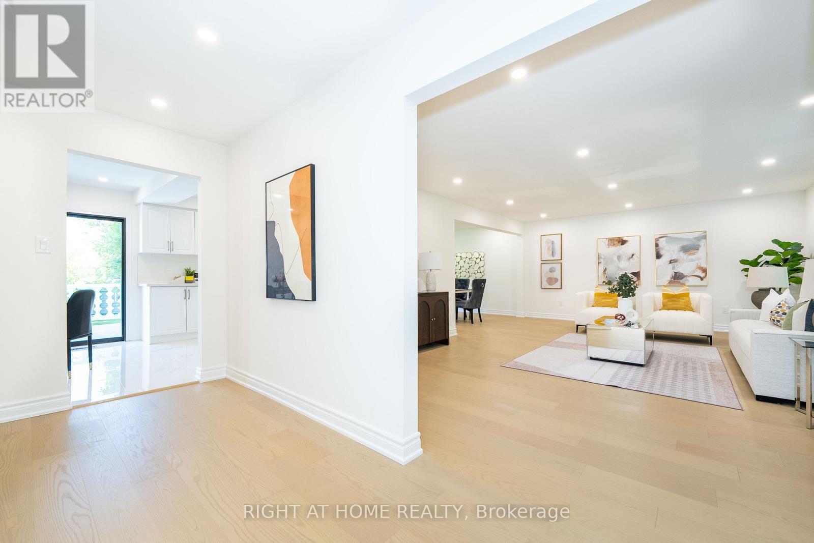 442 Sunset Beach Road, Richmond Hill, Ontario  L4E 3J2 - Photo 4 - N12853002