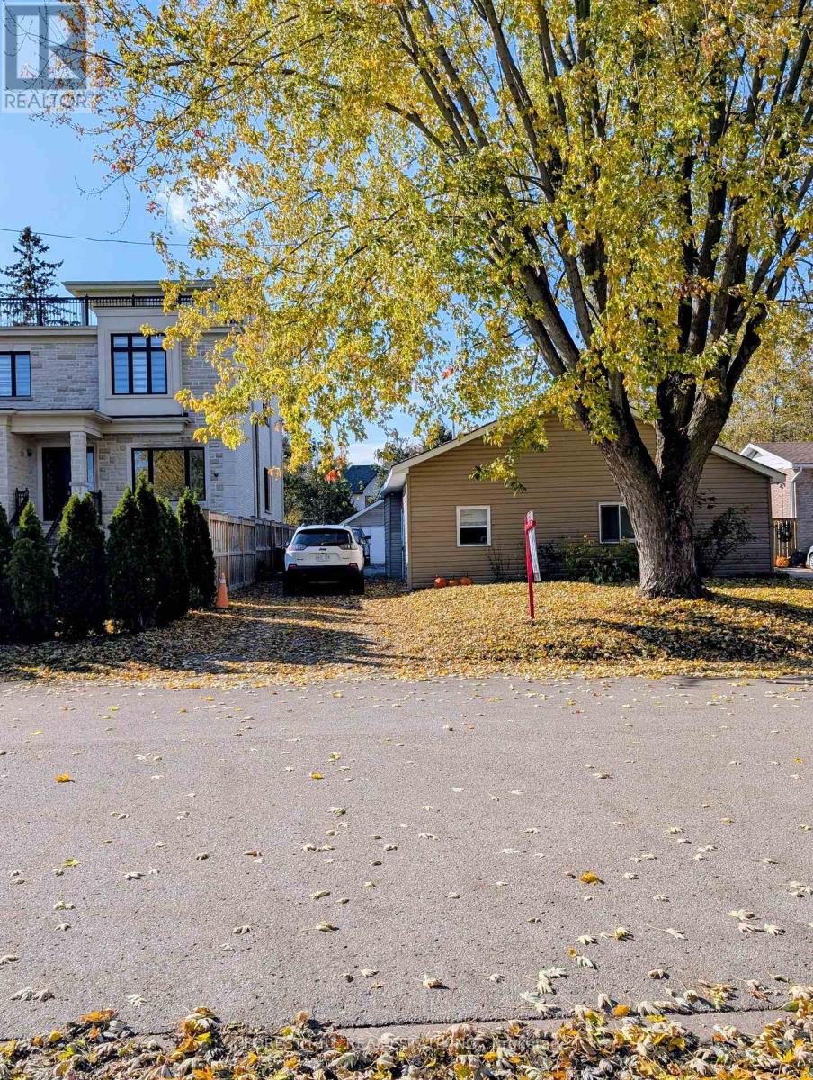 26 RIVER DRIVE, East Gwillimbury, Ontario