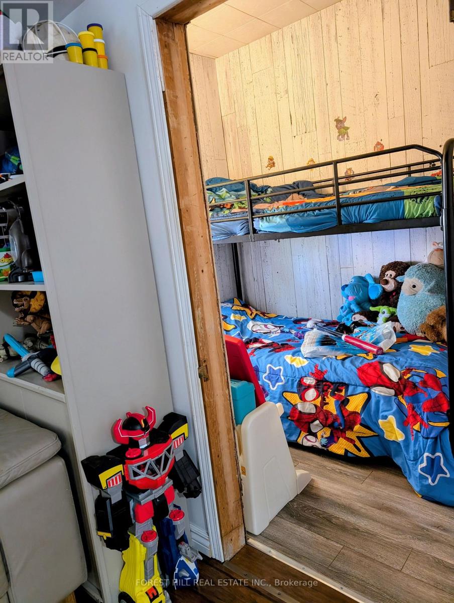 26 River Drive, East Gwillimbury, Ontario  L9N 1A6 - Photo 14 - N12853078