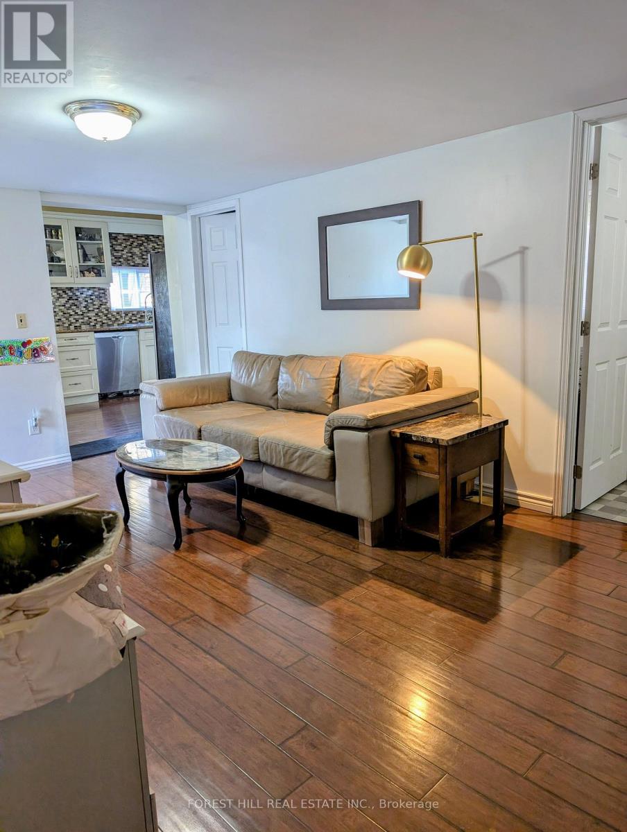 26 River Drive, East Gwillimbury, Ontario  L9N 1A6 - Photo 8 - N12853078