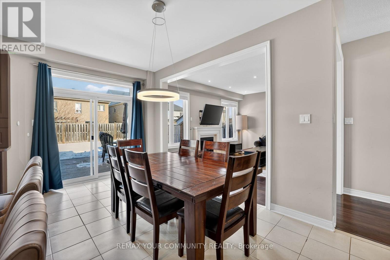 9 Faris Street, Bradford West Gwillimbury (Bradford), Ontario  L3Z 0B4 - Photo 16 - N12853124