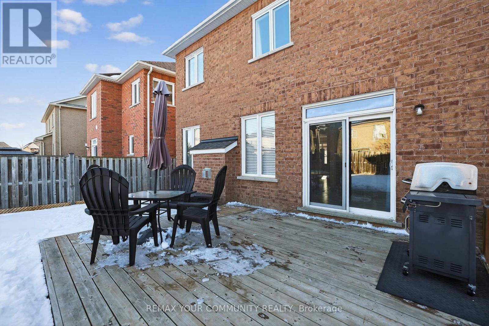 9 Faris Street, Bradford West Gwillimbury (Bradford), Ontario  L3Z 0B4 - Photo 35 - N12853124