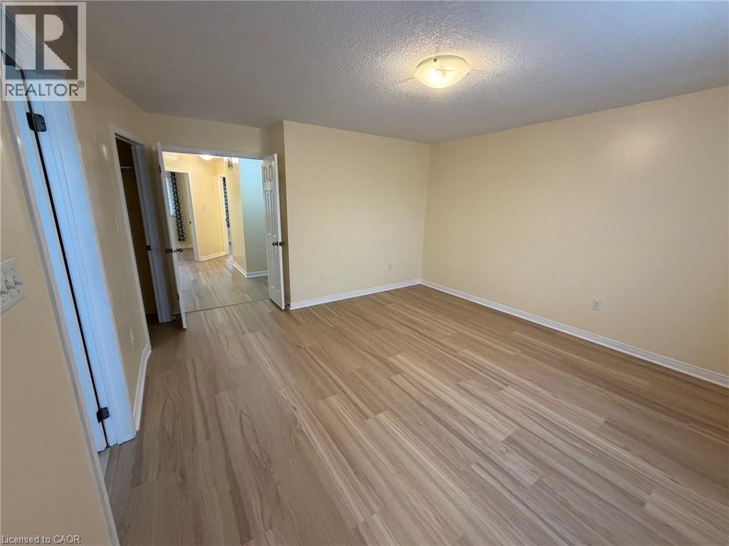 121 Bloomington Drive, Cambridge, Ontario  N1P 1J6 - Photo 11 - 40809552