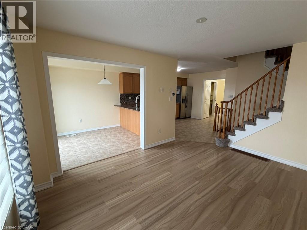 121 Bloomington Drive, Cambridge, Ontario  N1P 1J6 - Photo 8 - 40809552