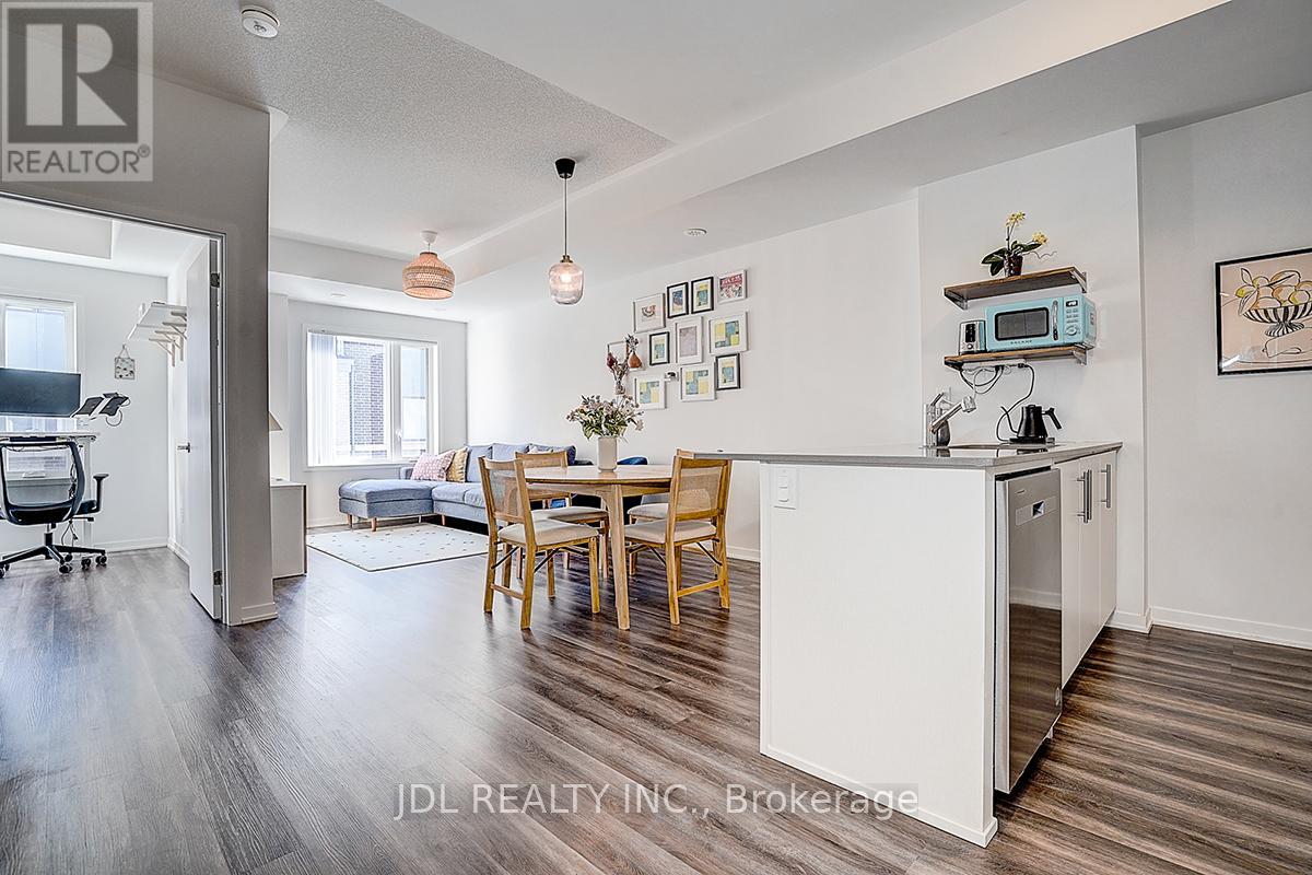 108 - 30 William Jackson Way, Toronto (New Toronto), Ontario  M8V 0J7 - Photo 5 - W12852980