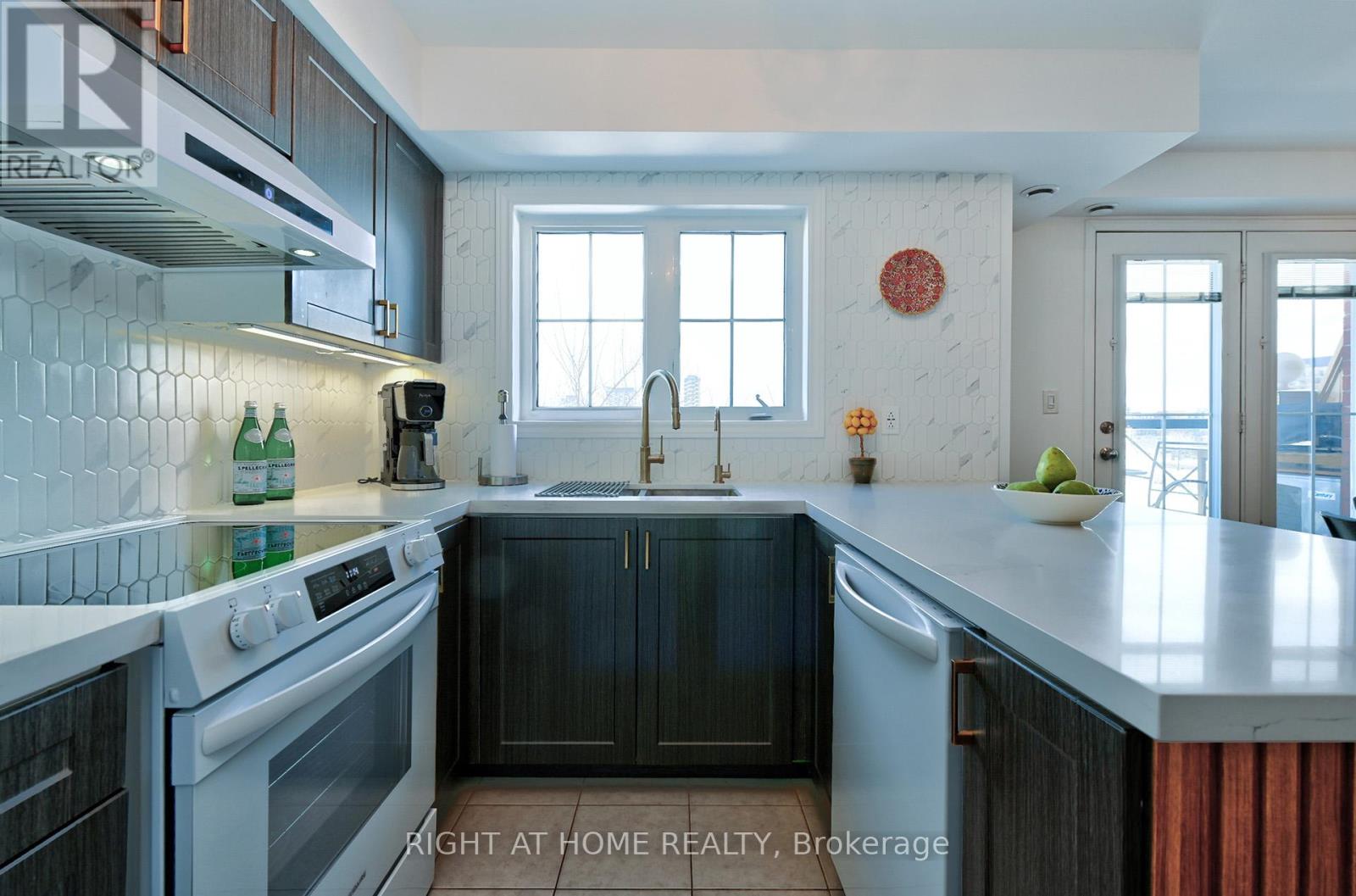 14 - 2450 Post Road, Oakville, Ontario  L6H 0J2 - Photo 11 - W12853064