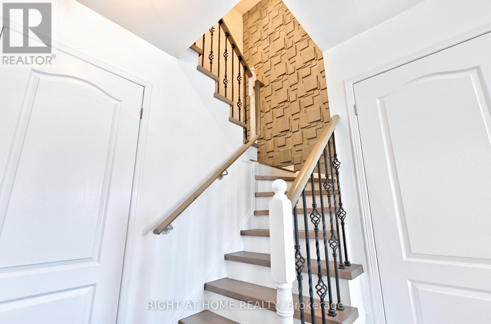 14 - 2450 Post Road, Oakville, Ontario  L6H 0J2 - Photo 16 - W12853064