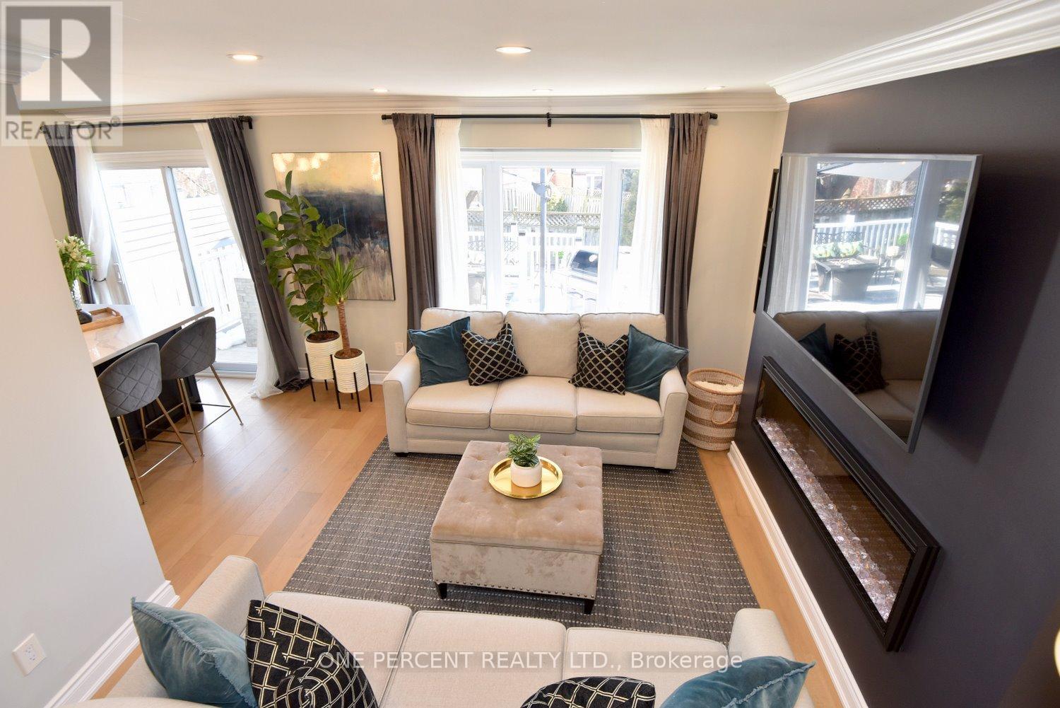 2211 Hunt Crescent, Burlington (Headon), Ontario  L7M 3E3 - Photo 14 - W12853080