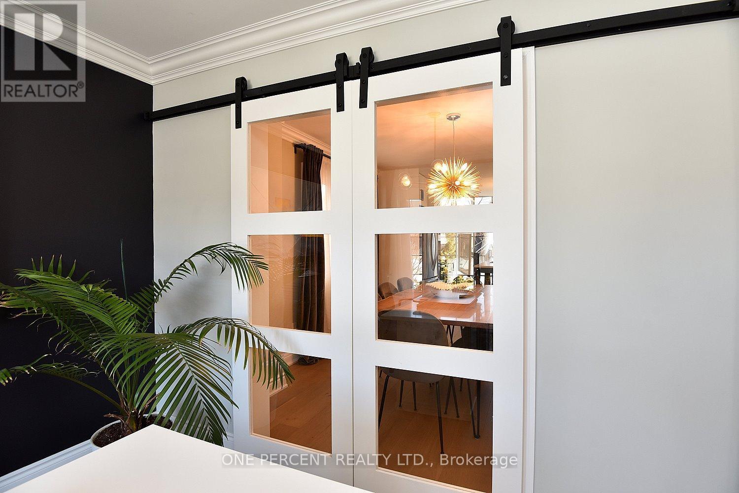 2211 Hunt Crescent, Burlington (Headon), Ontario  L7M 3E3 - Photo 19 - W12853080