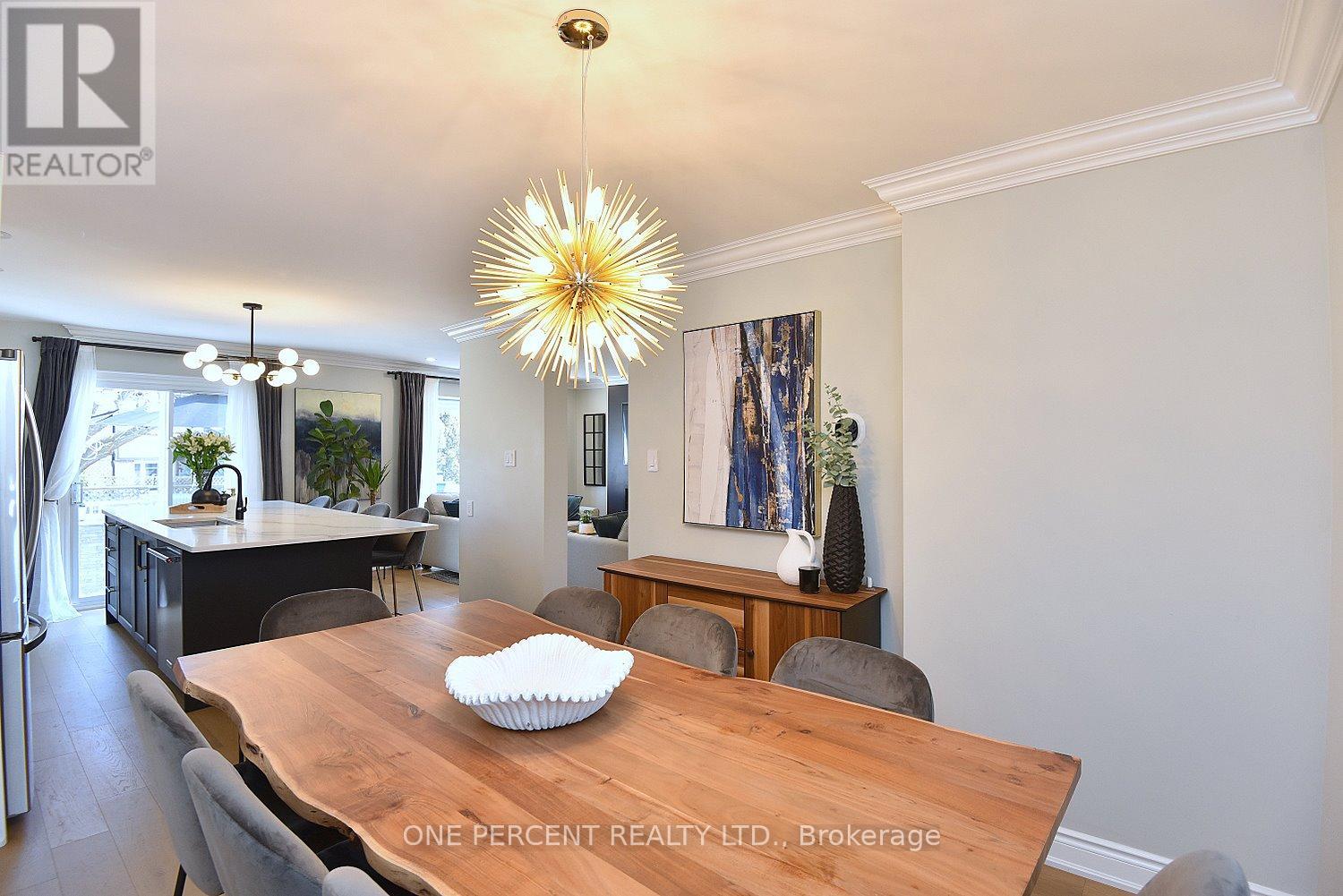 2211 Hunt Crescent, Burlington (Headon), Ontario  L7M 3E3 - Photo 6 - W12853080