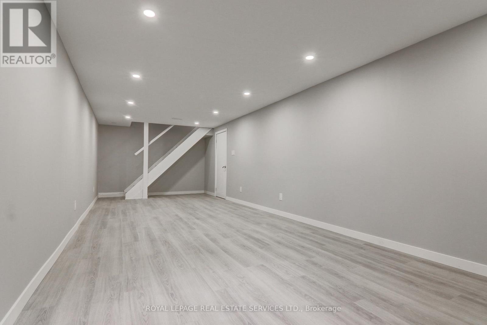 1191 Newton Road, Oakville, Ontario  L6H 2A1 - Photo 36 - W12853086