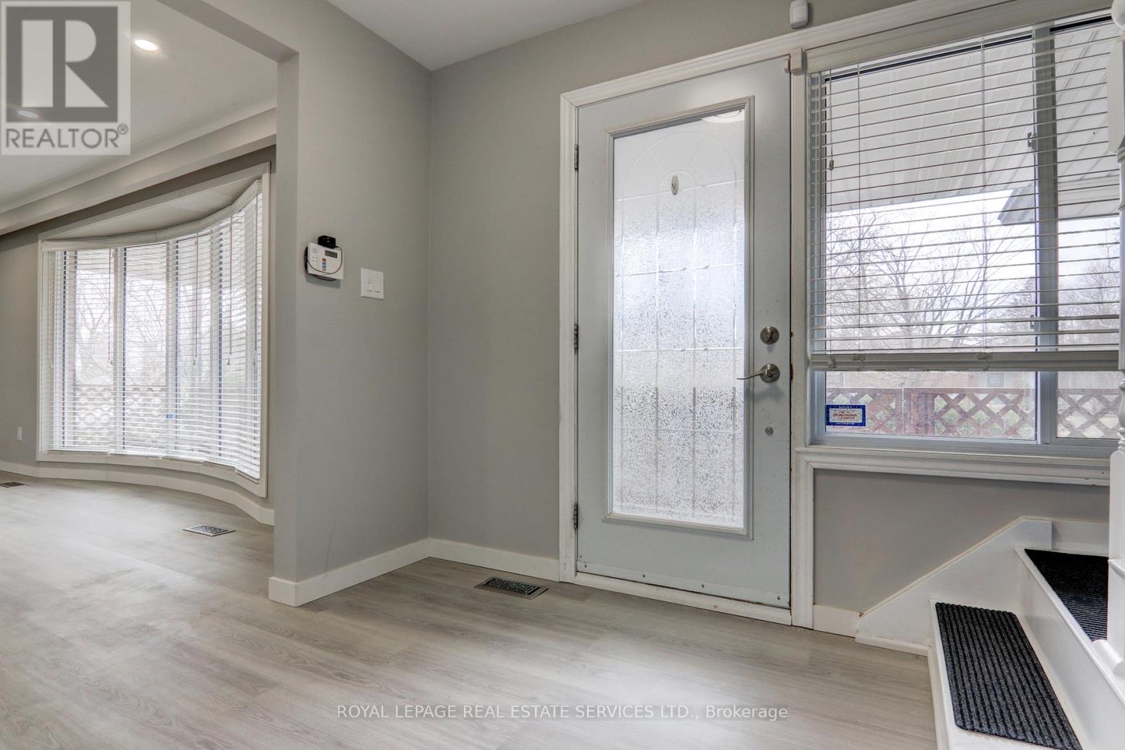 1191 Newton Road, Oakville, Ontario  L6H 2A1 - Photo 37 - W12853086