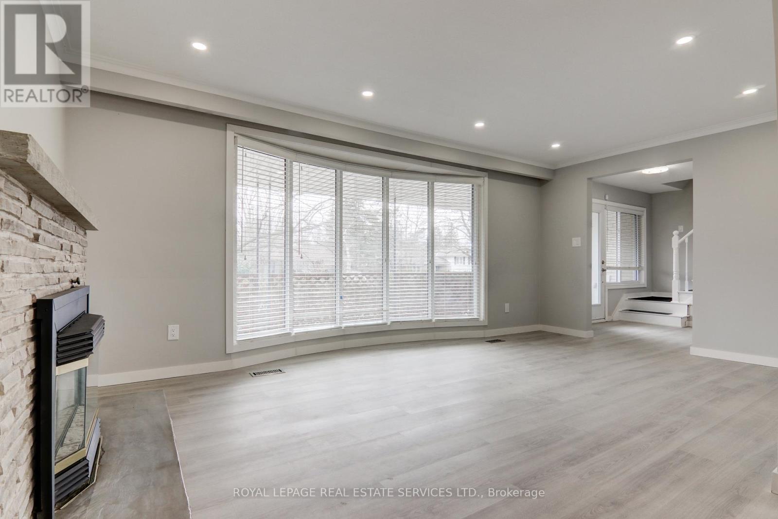 1191 Newton Road, Oakville, Ontario  L6H 2A1 - Photo 9 - W12853086