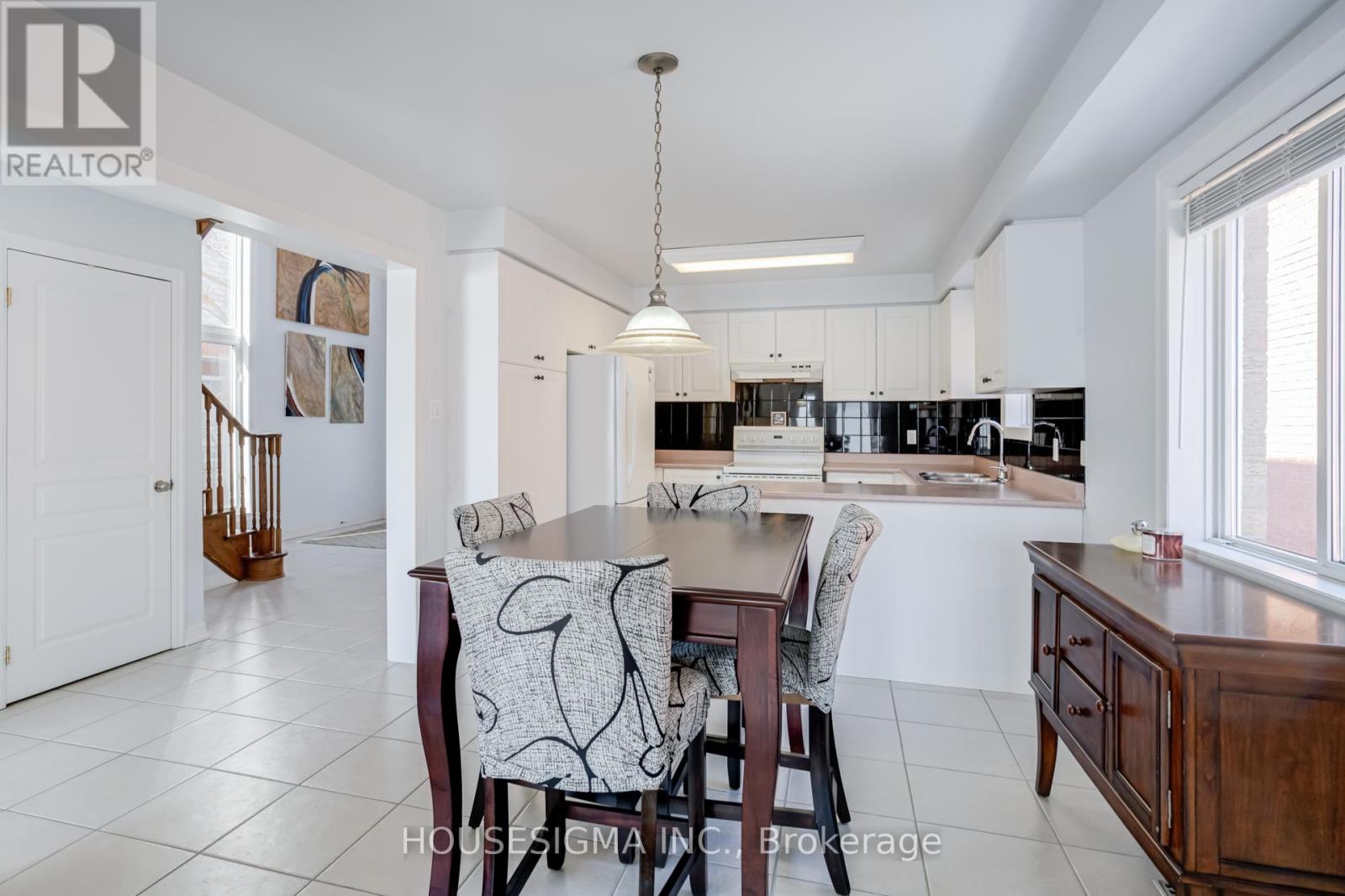 20 Sweet Briar Lane, Brampton, Ontario  L6Z 4V3 - Photo 12 - W12853102