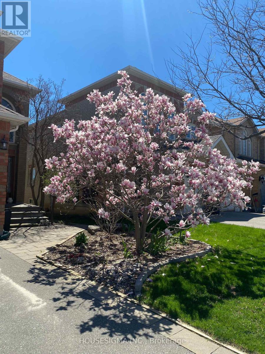 20 Sweet Briar Lane, Brampton, Ontario  L6Z 4V3 - Photo 40 - W12853102