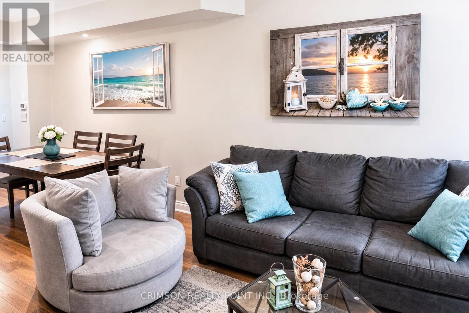 5b Hobden Place, Toronto, Ontario  M9R 3R6 - Photo 4 - W12853104