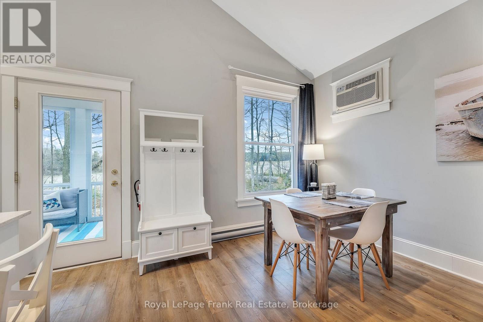 6 Farm View Lane, Prince Edward County, Ontario  K0K 1P0 - Photo 11 - X12498766