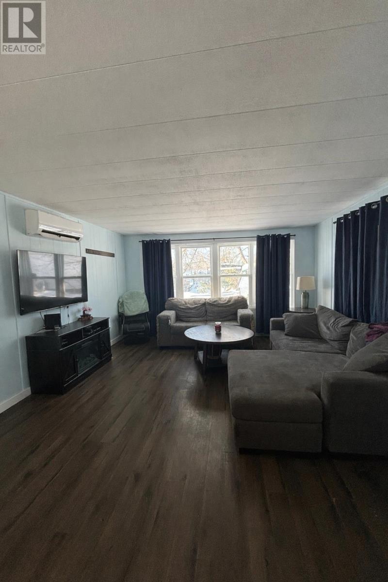 10 Manor Drive, Charlottetown, Prince Edward Island  C1A 6R3 - Photo 5 - 202603984