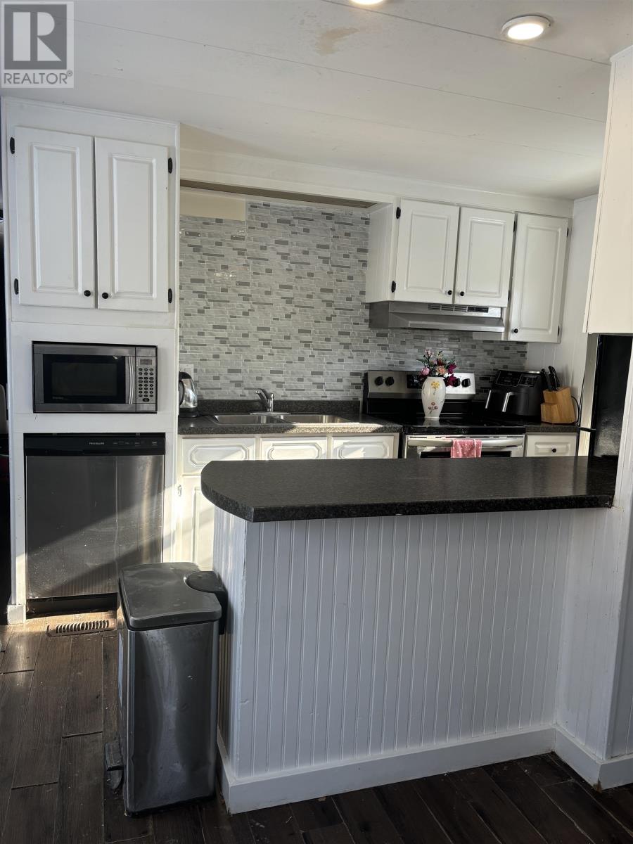 10 Manor Drive, Charlottetown, Prince Edward Island  C1A 6R3 - Photo 7 - 202603984