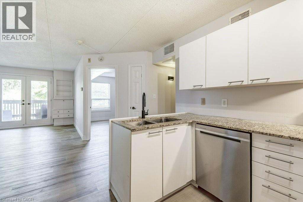 2020 Cleaver Avenue Unit# 107, Burlington, Ontario  L7M 4C2 - Photo 8 - 40768759