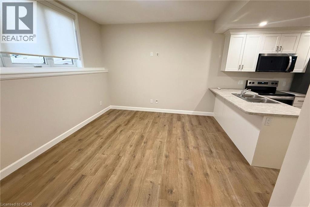 675 Princess Street Unit# Lower Left, Woodstock, Ontario  N4S 4H7 - Photo 3 - 40808230