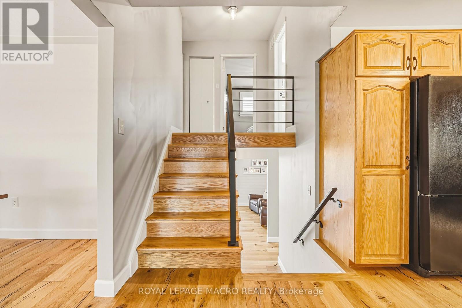 103 Empress Avenue, Hamilton (Centremount), Ontario  L9A 1M5 - Photo 15 - X12853016