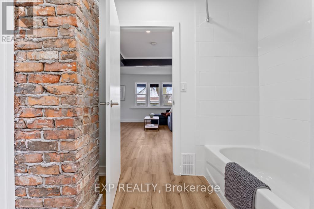 131 Duncan Street, Welland (Lincoln/crowland), Ontario  L3B 2E4 - Photo 21 - X12853072