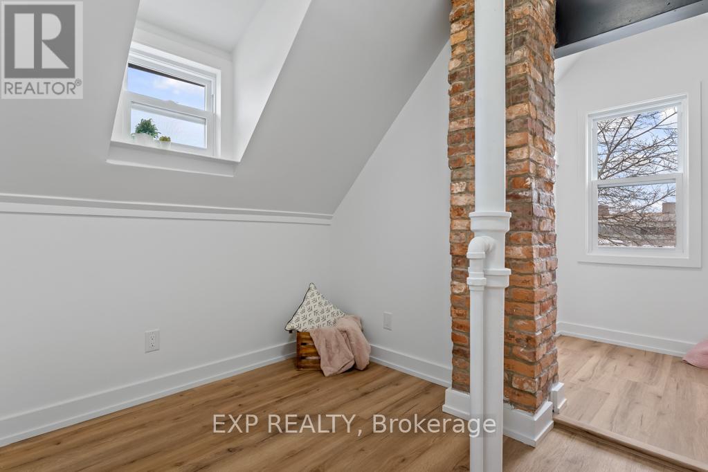 131 Duncan Street, Welland (Lincoln/crowland), Ontario  L3B 2E4 - Photo 32 - X12853072