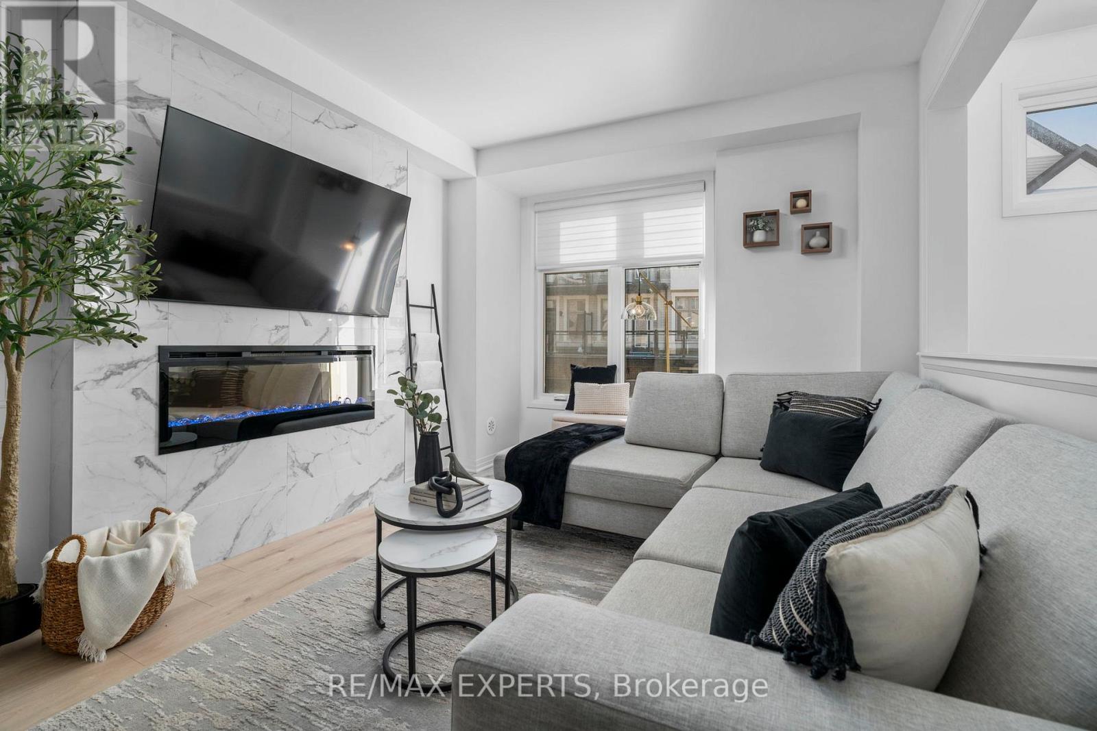 6 Hughes Lane, New Tecumseth, Ontario  L0G 1W0 - Photo 18 - N12852172