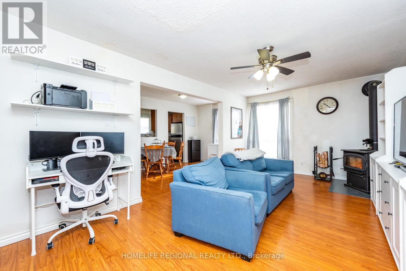 26 Garrison Square, Brampton (Northgate), Ontario  L6S 2H3 - Photo 11 - W12844320