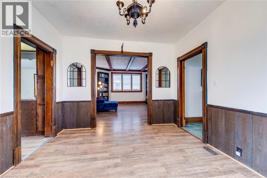 4456 Ellis Street, Niagara Falls, Ontario  L2E 1H4 - Photo 11 - 40806185