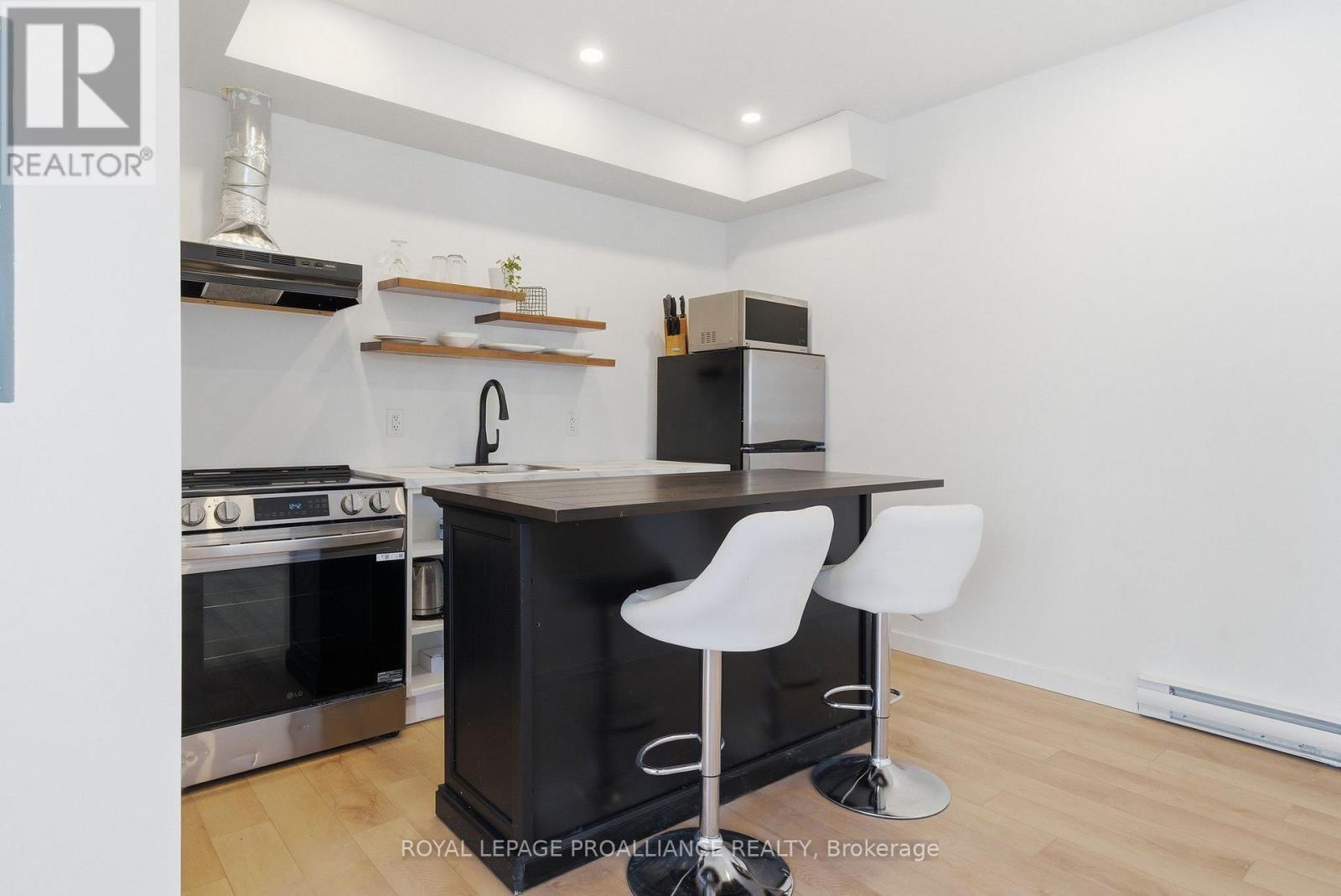 425 Roe Street, Cobourg, Ontario  K9A 3L2 - Photo 10 - X12853186