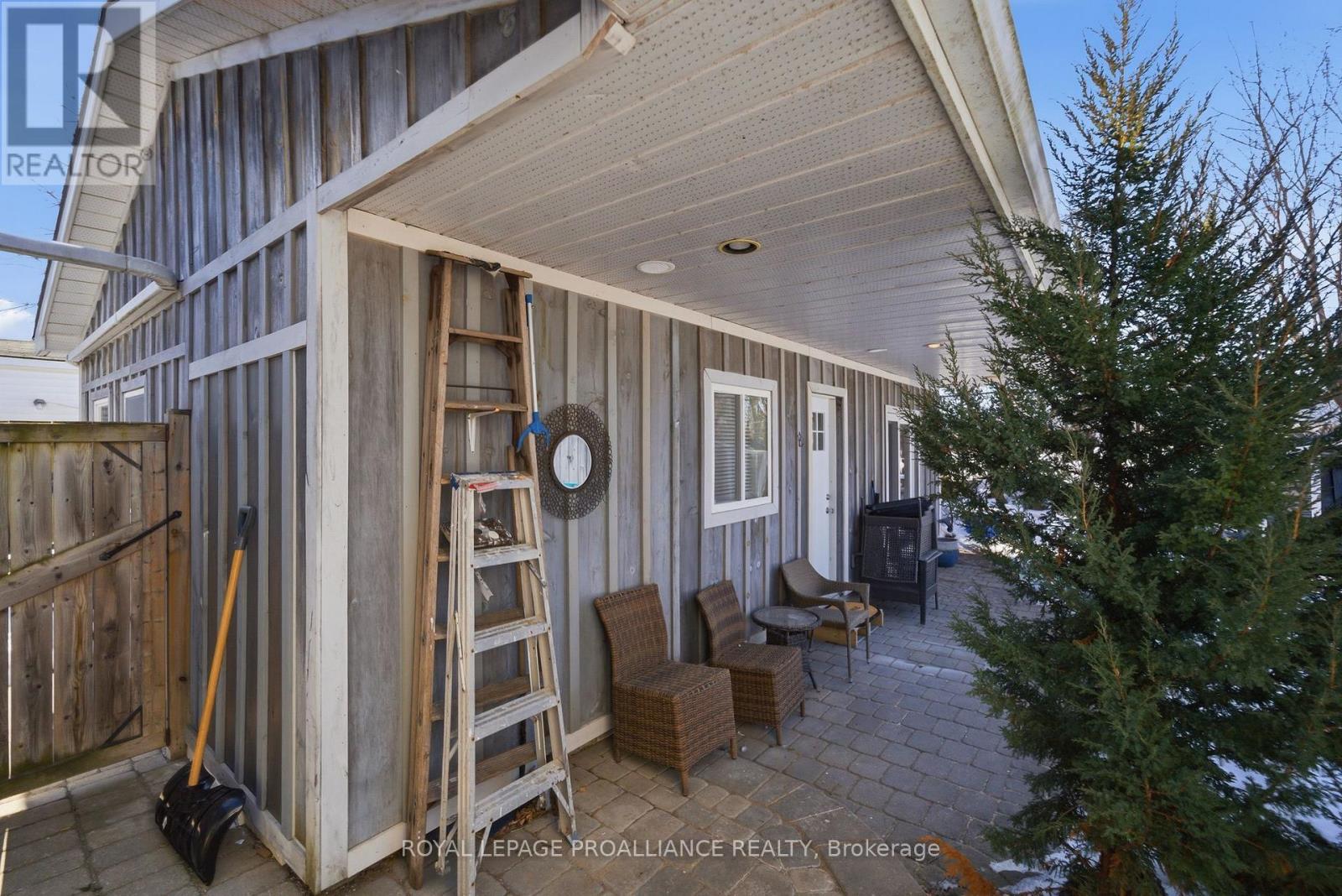 425 Roe Street, Cobourg, Ontario  K9A 3L2 - Photo 2 - X12853186