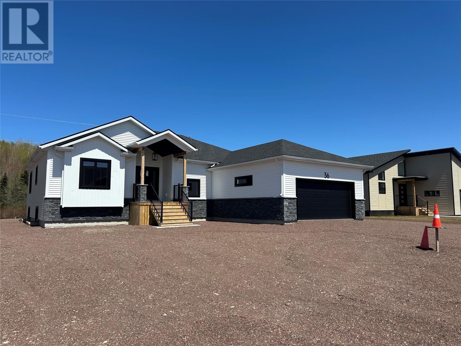 <div class="slider-price">$509,999</div><p>36 Mcdonald Crescent, Bishop's Falls, Newfoundland & Labrador</p>