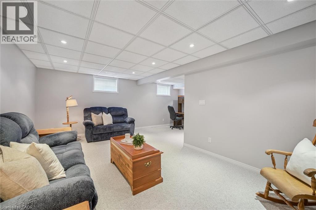 656 Inglis Falls Place, Waterloo, Ontario  N2V 2L4 - Photo 28 - 40800893